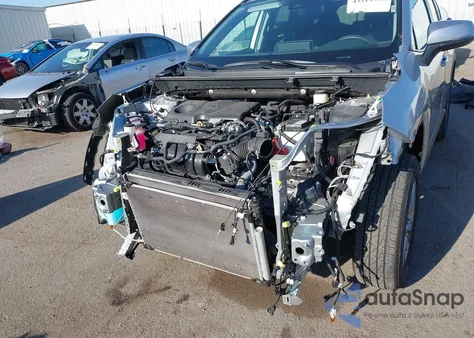 2024 Toyota Rav4 Xle из США, поврежденный, VIN 2T3W1RFV6RW341748